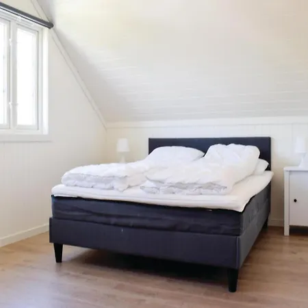 بيت للعطل Three-bedroom Holiday In Lindesnes Svenevik